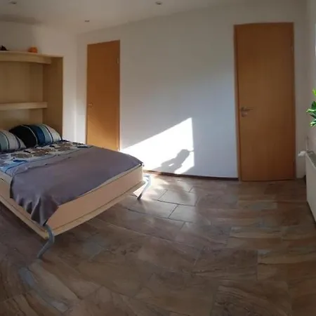 Plaue Ferienhaus Holiday home *
